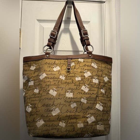 Coach Signature Brown and Tan Reversible Shoulder Bag - Picture 9 of 15